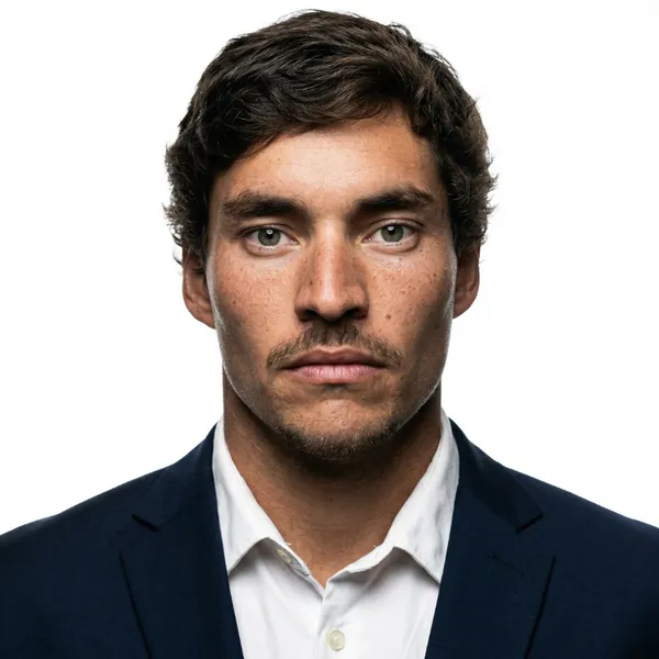 Enzo Davila